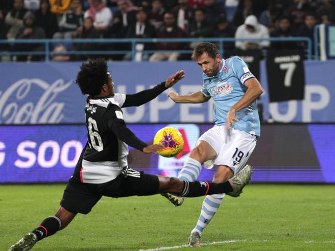 里程碑夜！尤文图斯单刀错失，法甲清晨刷纪录，态度坚定，轮换策略成焦点